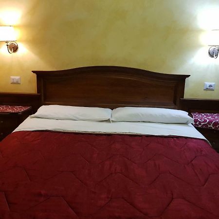 רומא 3 Lati Di Pitagora B&B מראה חיצוני תמונה