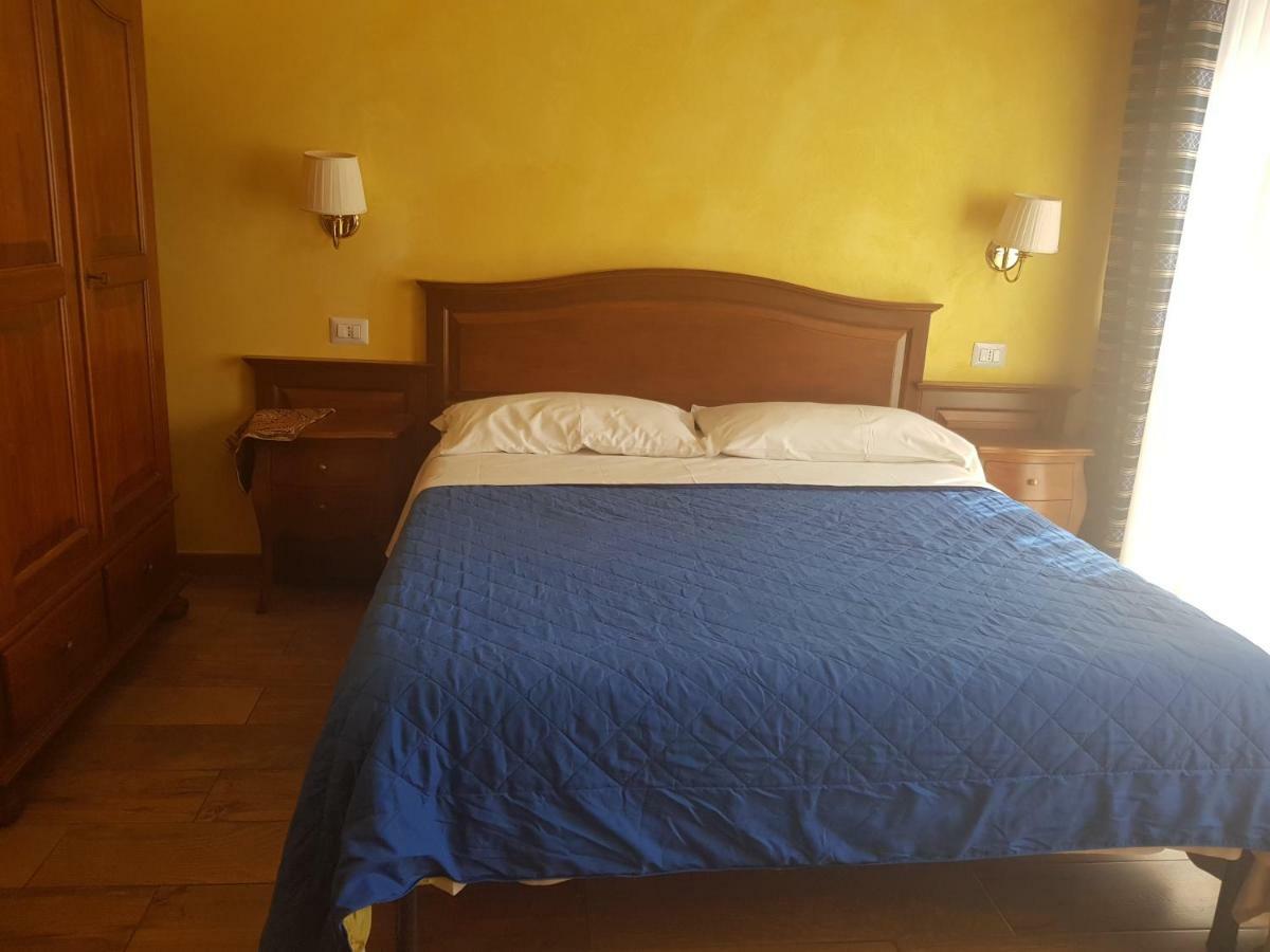 רומא 3 Lati Di Pitagora B&B מראה חיצוני תמונה